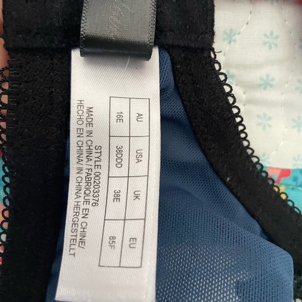 Women’s 38DDD 6 pack bra in multiple colors - Picture 10 of 14